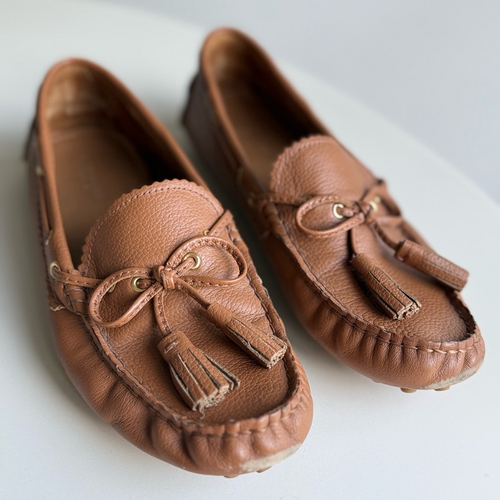 7.5 Coach Leather Moccasins womens